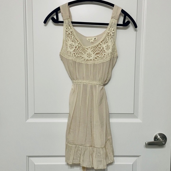 mine Beige Cotton Mini Dress With Lace - Picture 1 of 2